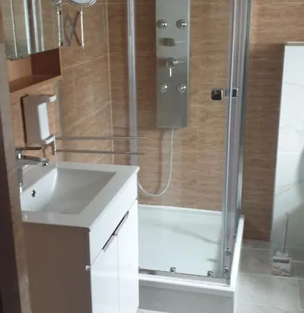 Ferienwohnung Hugo 2 Apartman
